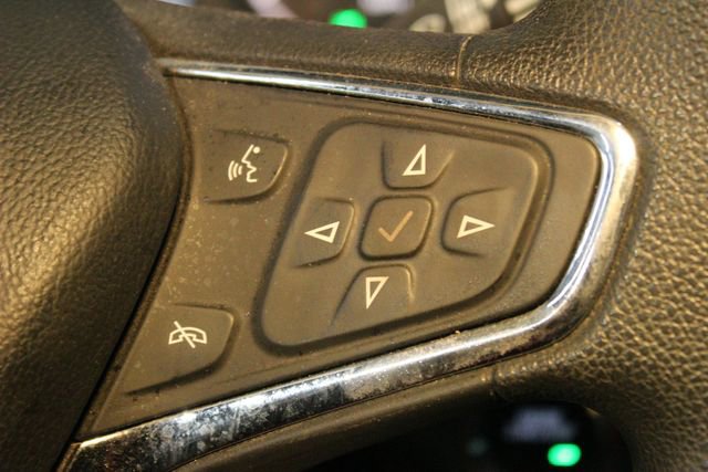 Used 2017 Chevrolet Cruze LT image 19