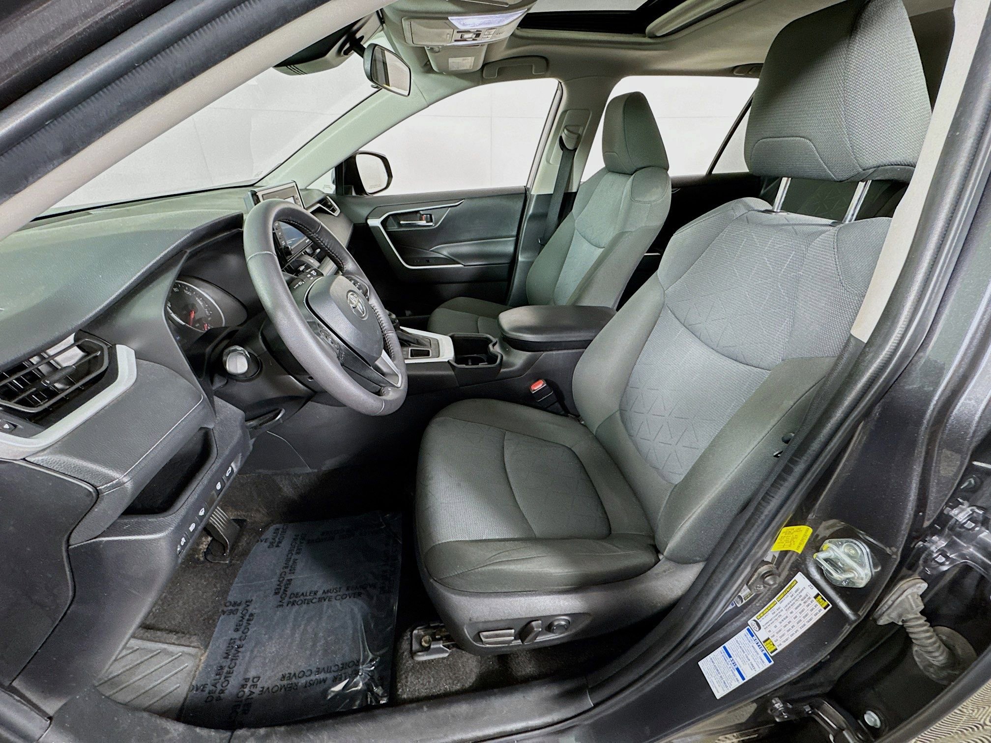 Certified 2022 Toyota RAV4 XLE w/ Convenience Package image 12