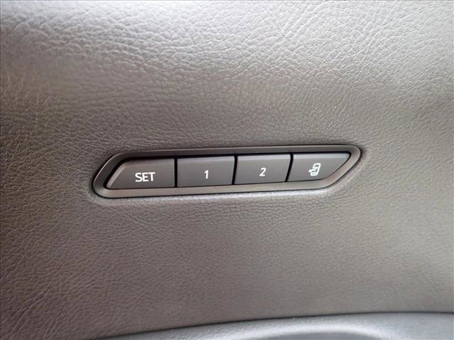 Used 2021 Cadillac XT6 Premium Luxury image 19