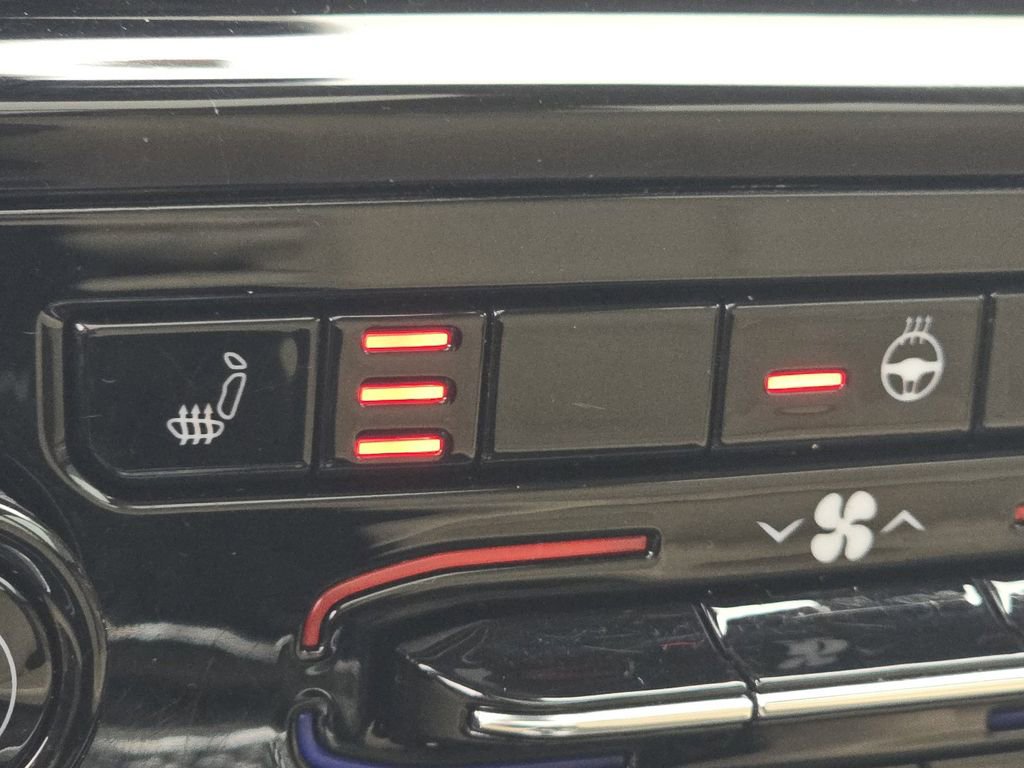 Used 2021 Jeep Grand Cherokee L Limited image 7