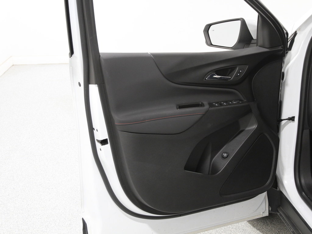 Certified 2022 Chevrolet Equinox RS image 4