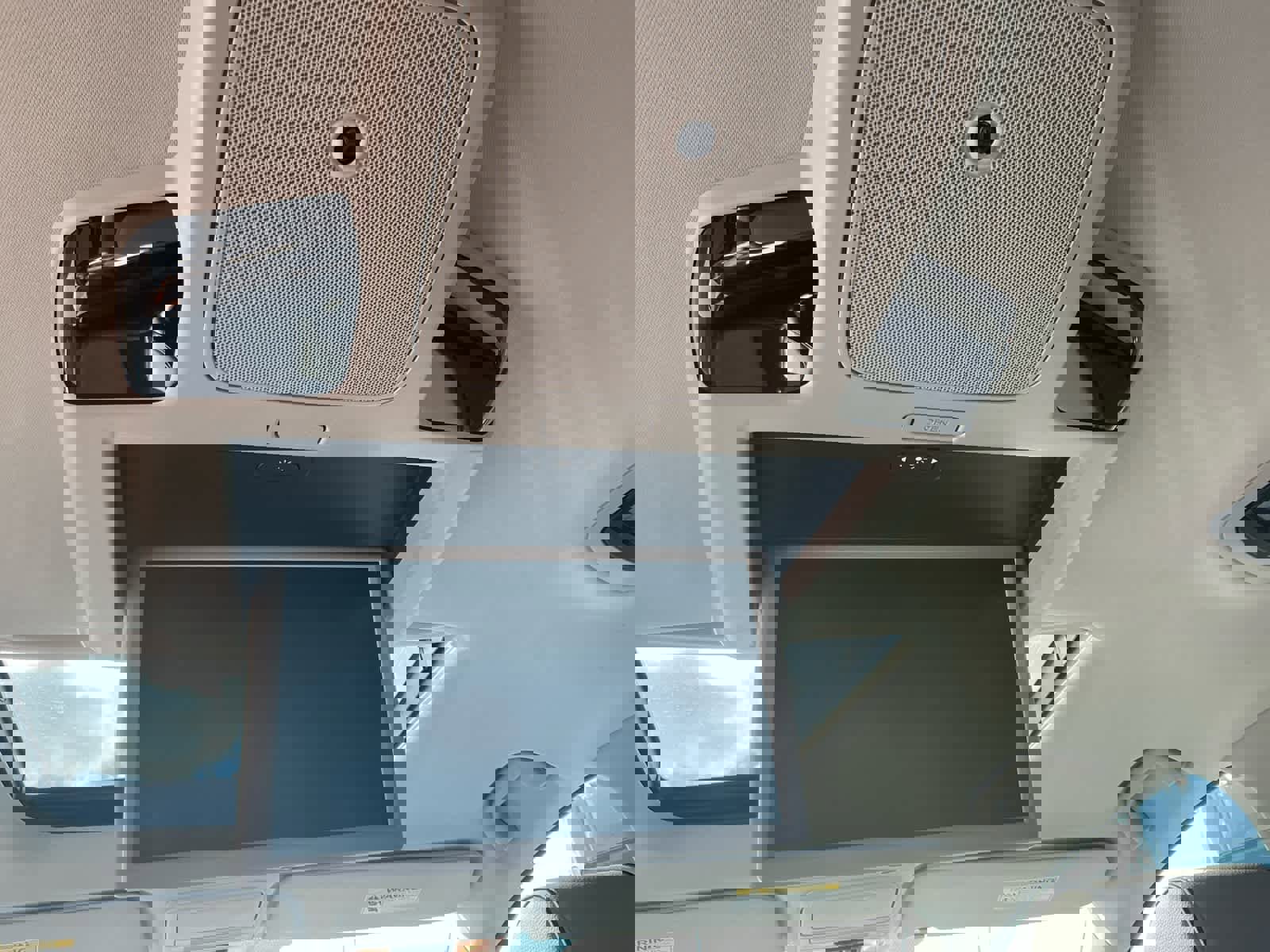 Used 2025 Honda Odyssey Elite image 25