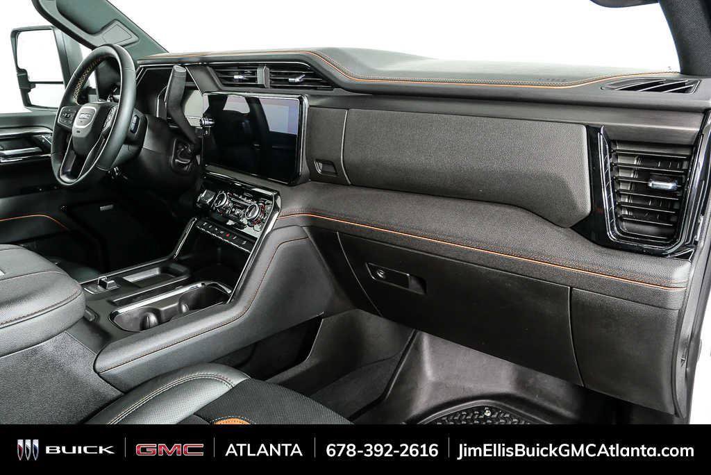 Certified 2025 GMC Sierra 2500 AT4 w/ AT4 Premium Plus Package AWD/4WD image 24