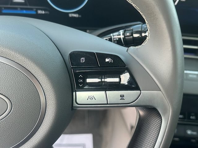 Used 2024 Hyundai Elantra SEL w/ Convenience Package FWD image 24