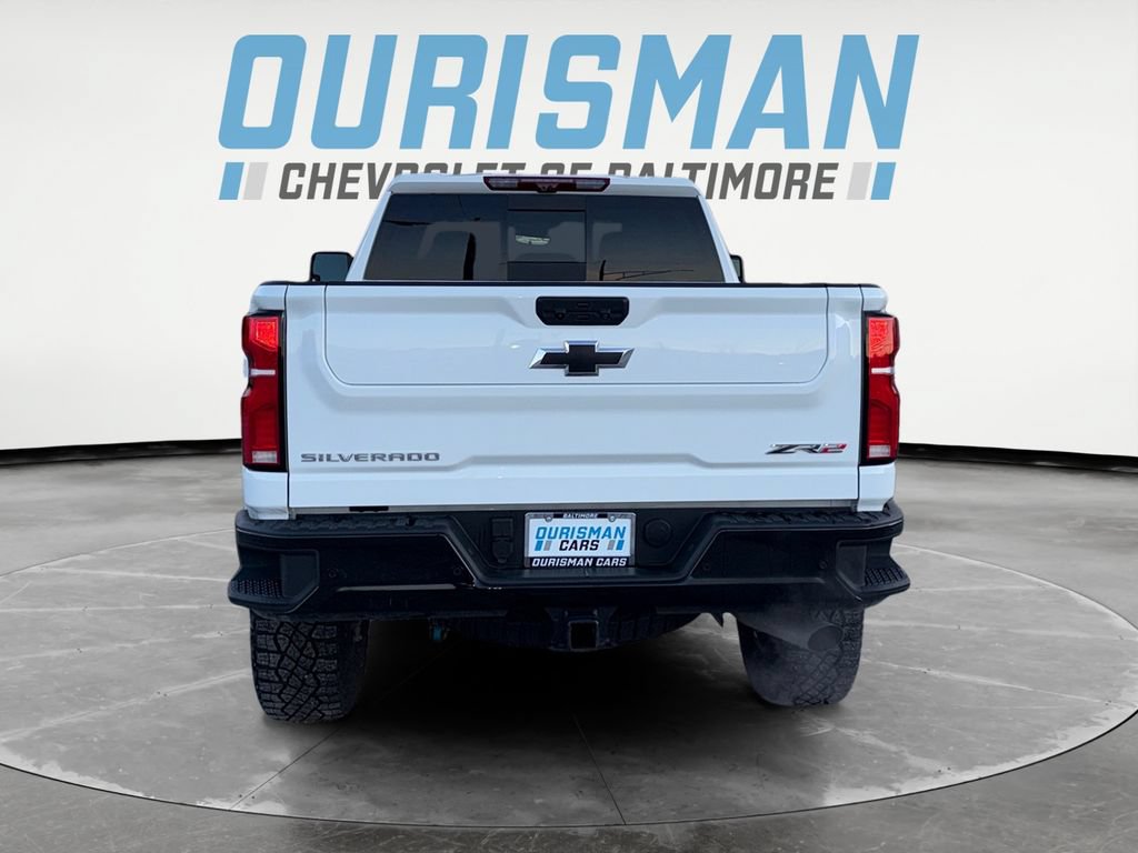 Used 2025 Chevrolet Silverado 2500 ZR2 w/ Technology Package AWD/4WD image 5