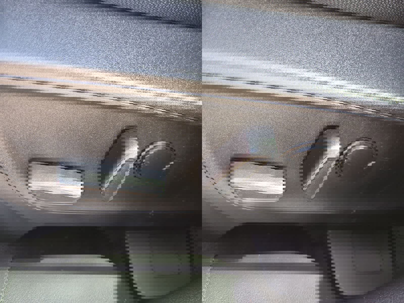 Used 2022 Ford Escape SE w/ Convenience Package image 17