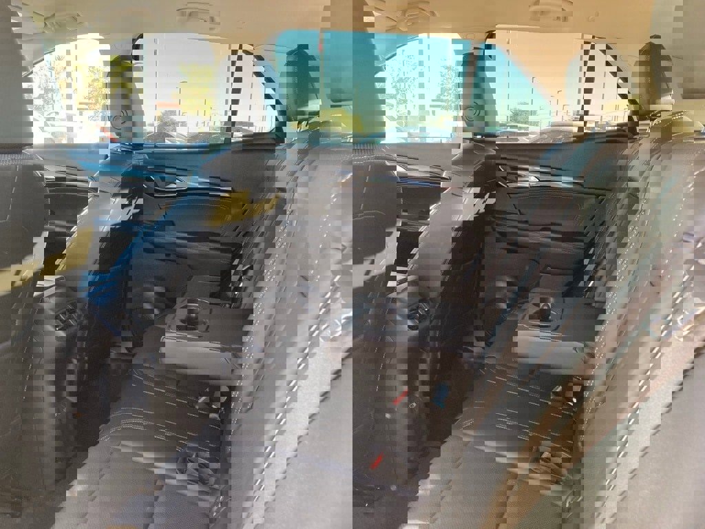 Used 2023 Buick Envision Essence image 10