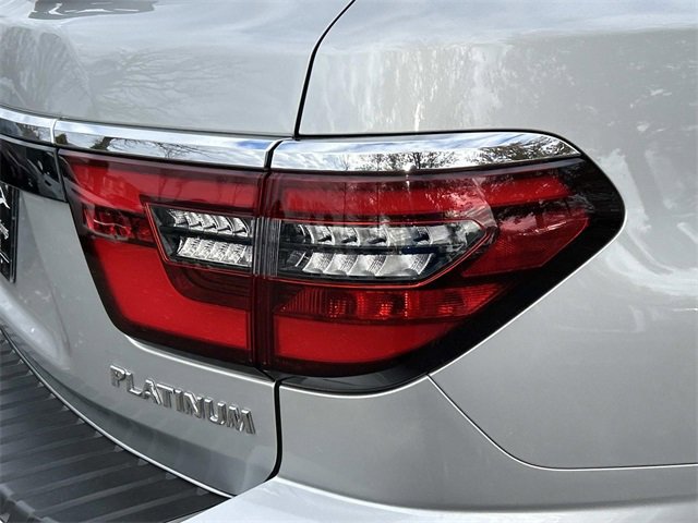 Used 2024 Nissan Armada Platinum w/ Captain's Chairs Package image 12