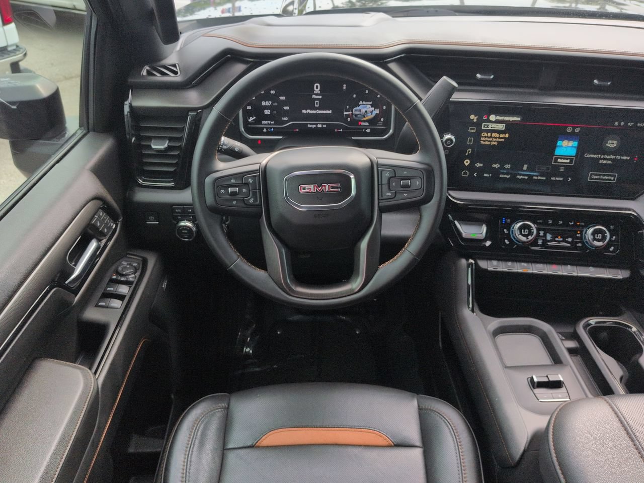 Used 2024 GMC Sierra 2500 AT4 w/ AT4 Premium Plus Package AWD/4WD image 15