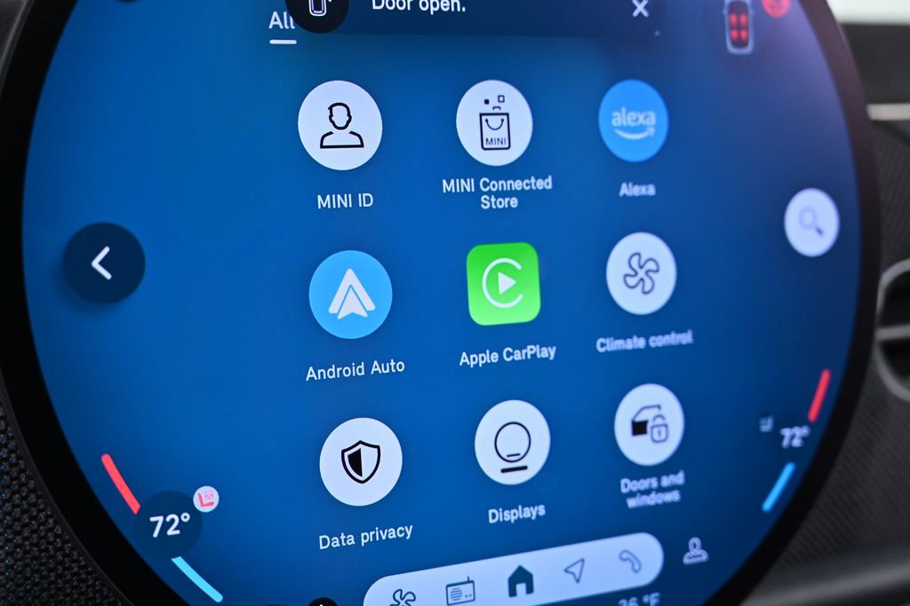 Used 2025 MINI Cooper S image 18