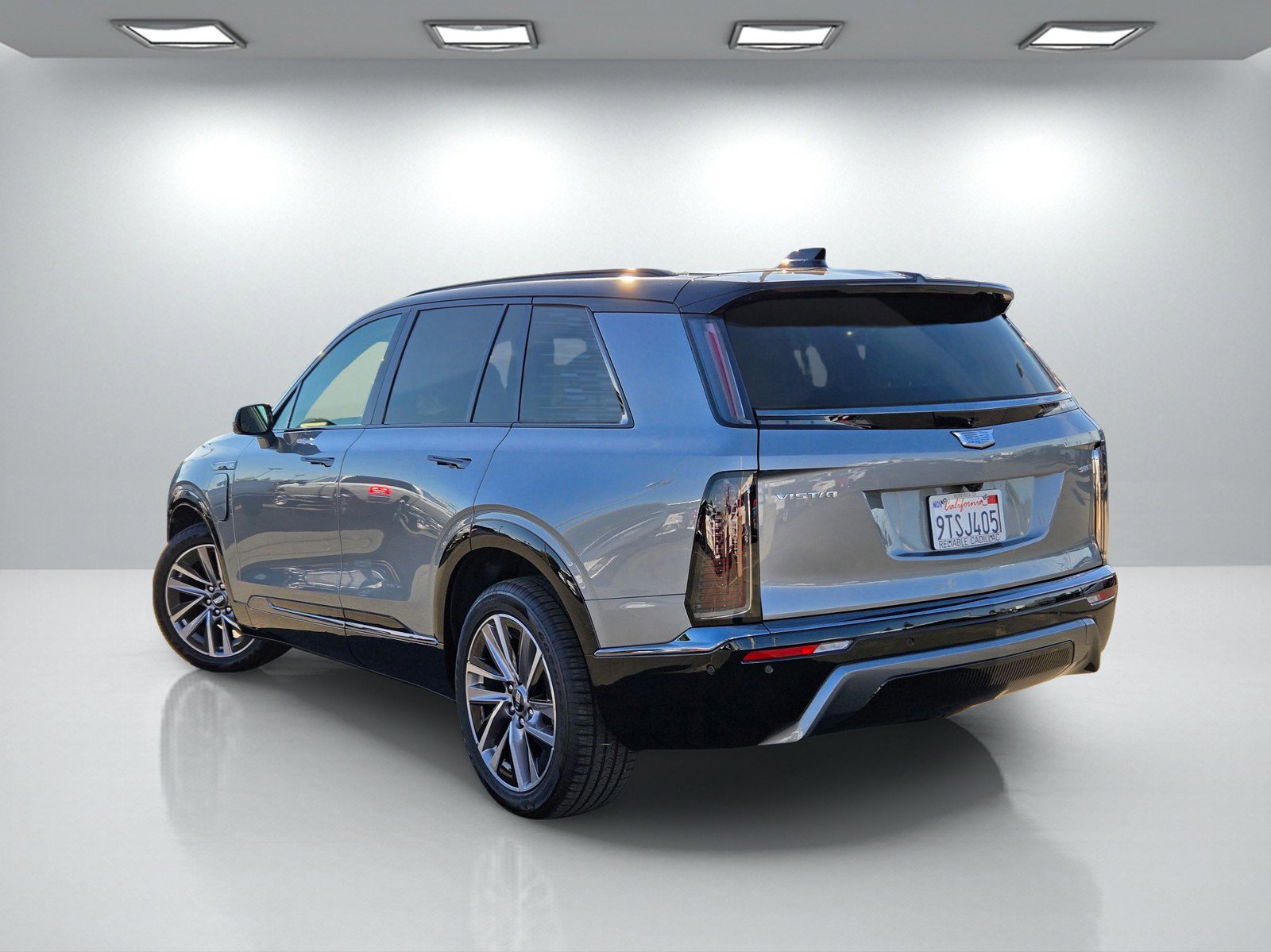 Used 2026 Cadillac Vistiq Sport image 6