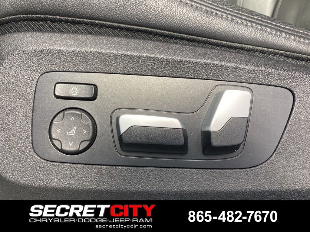 Used 2022 BMW X5 xDrive40i w/ Premium Package AWD/4WD image 13