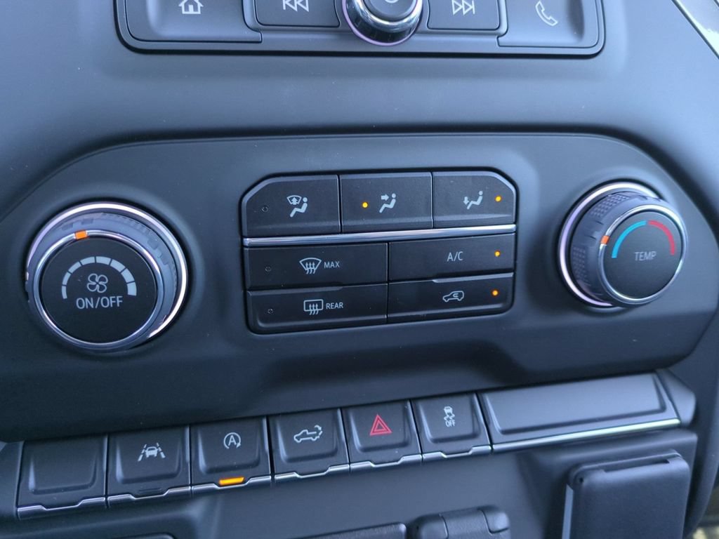 New 2026 Chevrolet Silverado 1500 Custom w/ Turbomax Blackout Package AWD/4WD image 23