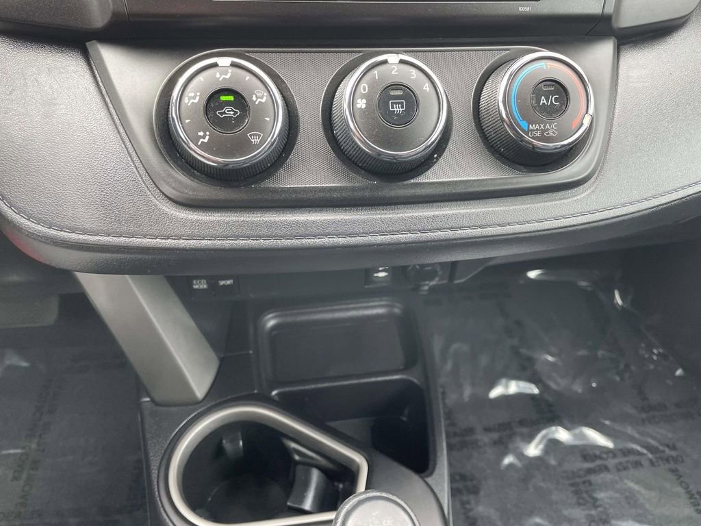 Used 2017 Toyota RAV4 LE w/ All Weather Liner Package image 40