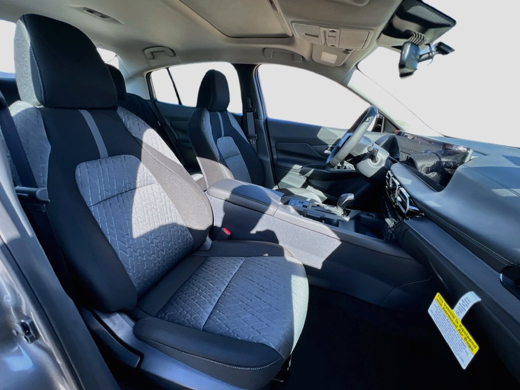 New 2027 Nissan Sentra SV FWD image 24