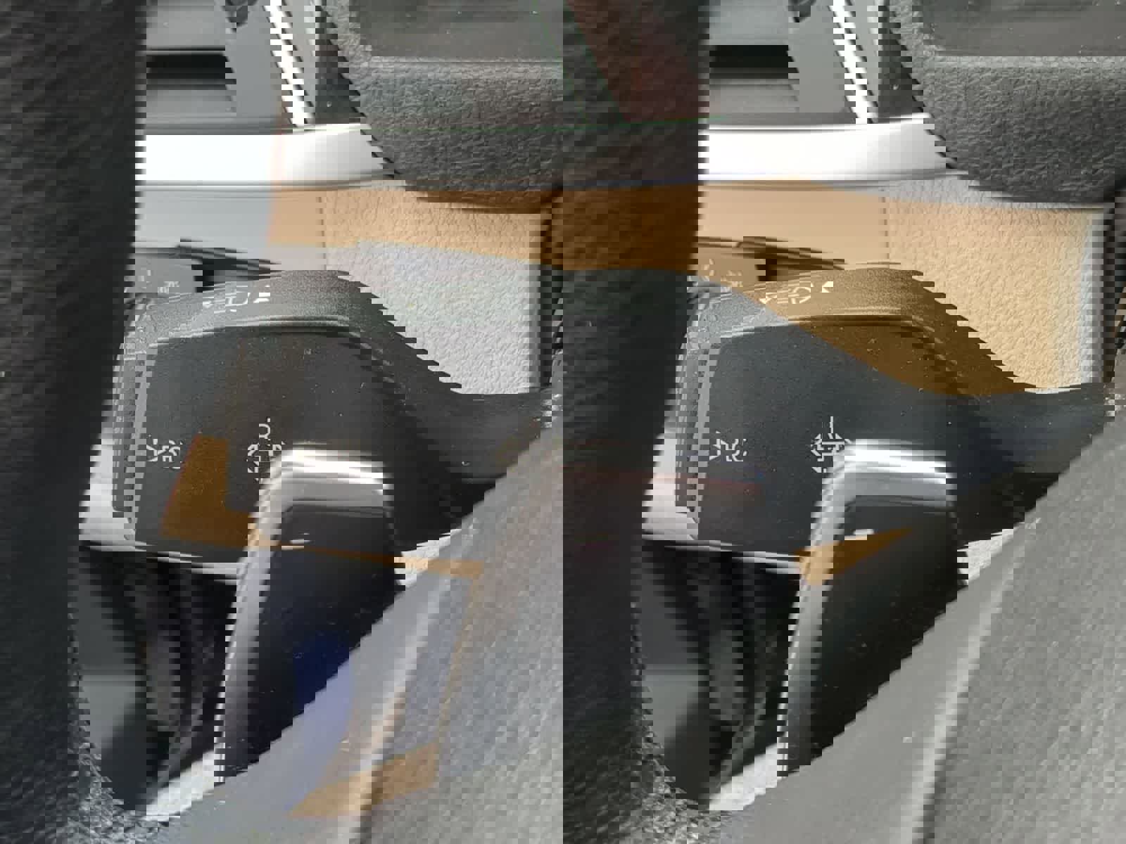 Used 2018 BMW 330i xDrive Sedan w/ Convenience Package AWD/4WD image 26