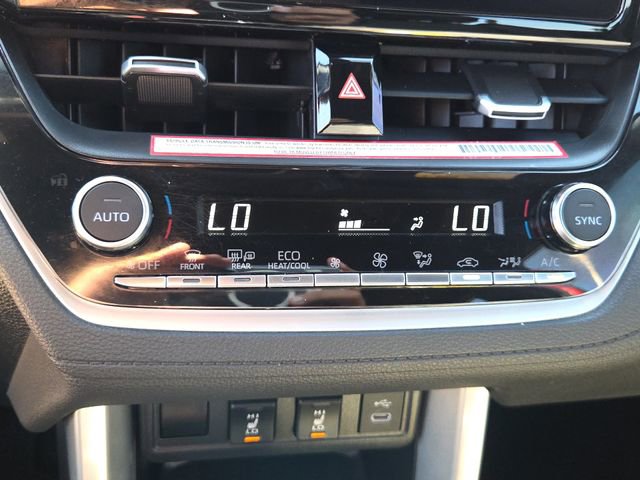 Used 2024 Toyota Corolla Cross XSE w/ Convenience Package image 23