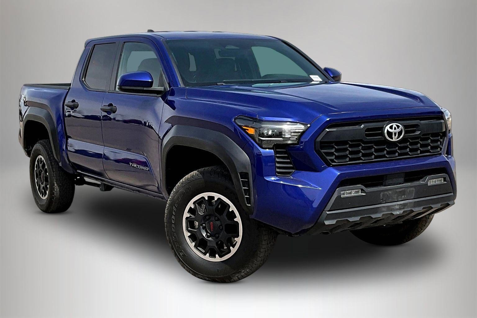 Used 2024 Toyota Tacoma TRD Off-Road AWD/4WD image 1
