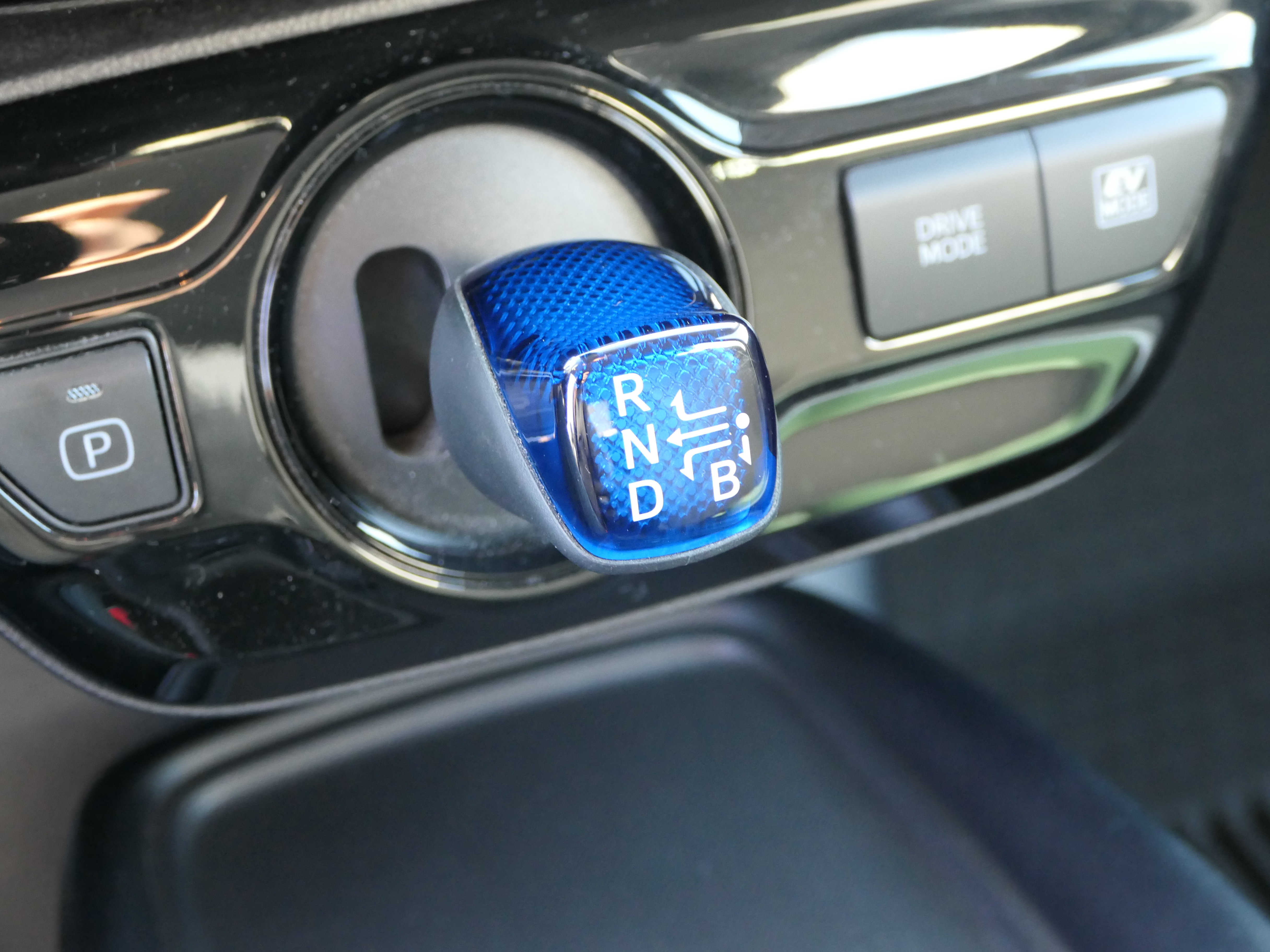 Used 2022 Toyota Prius L Eco FWD image 20