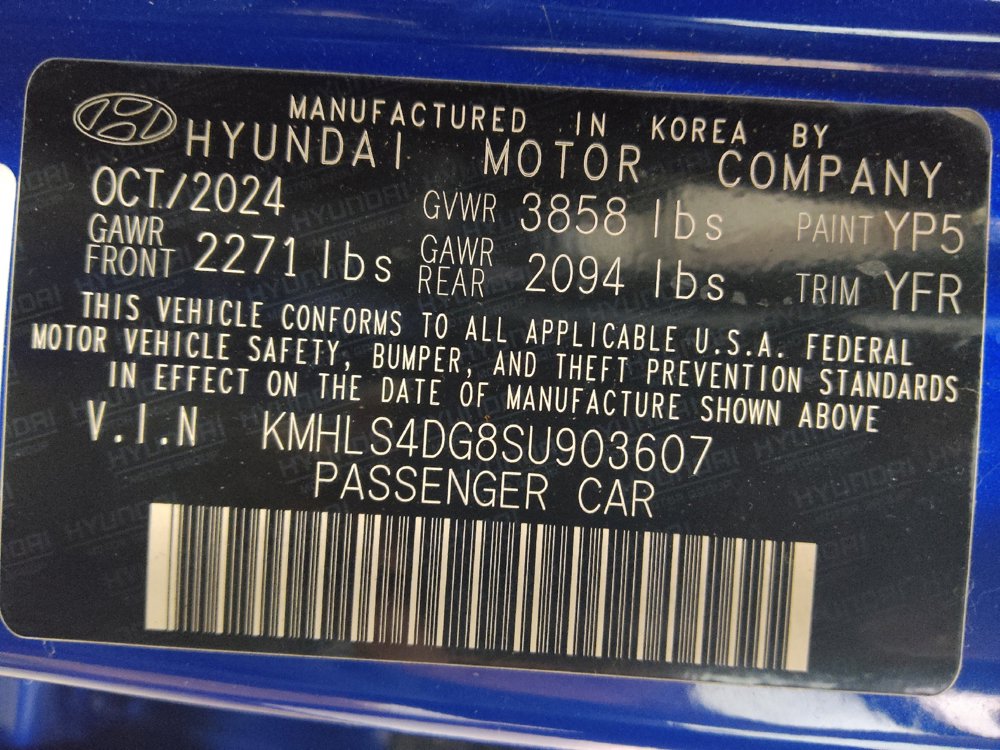 Used 2025 Hyundai Elantra SEL FWD image 33