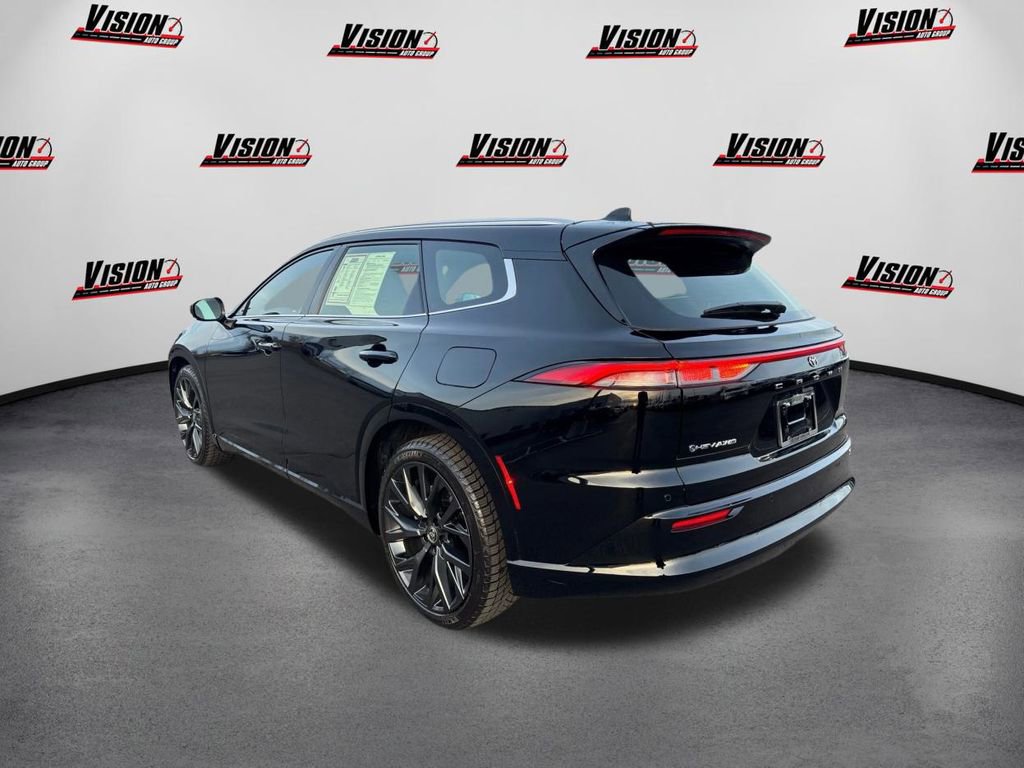 Used 2025 Toyota Crown Signia w/ Advanced Technology Package image 7