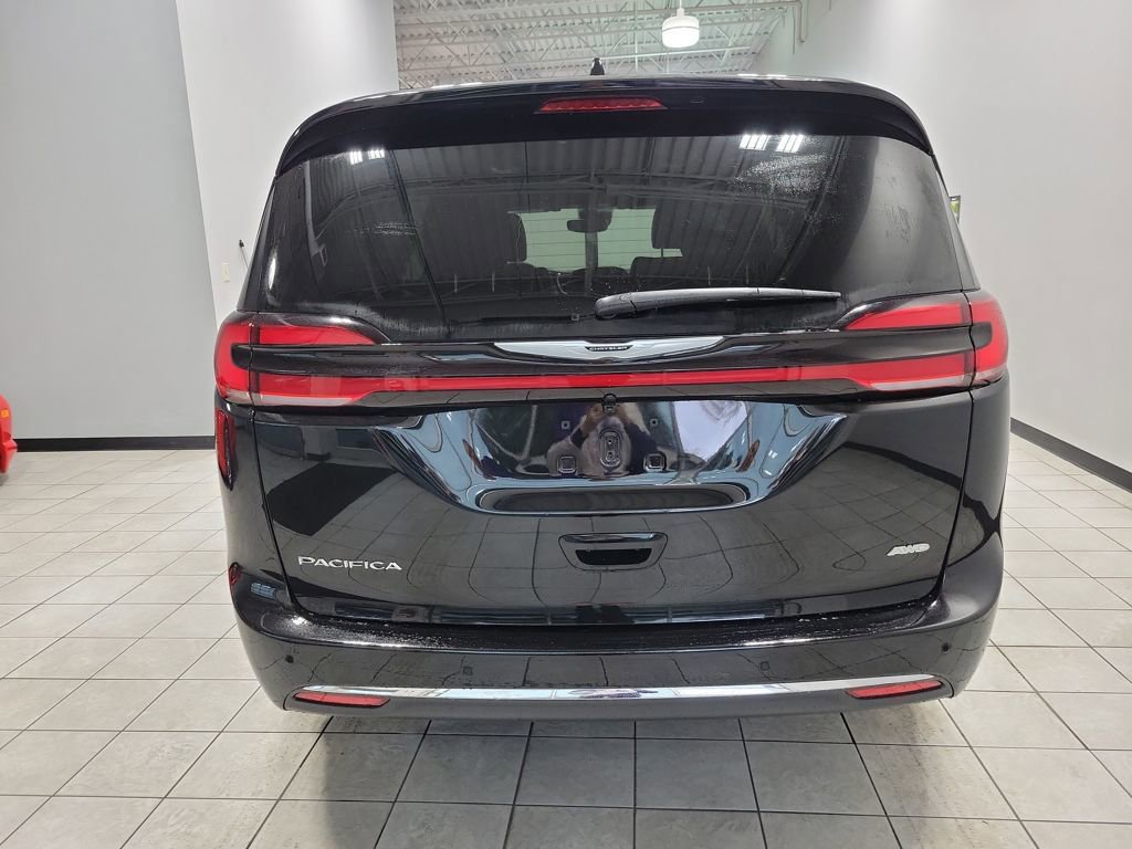 New 2026 Chrysler Pacifica Select image 6