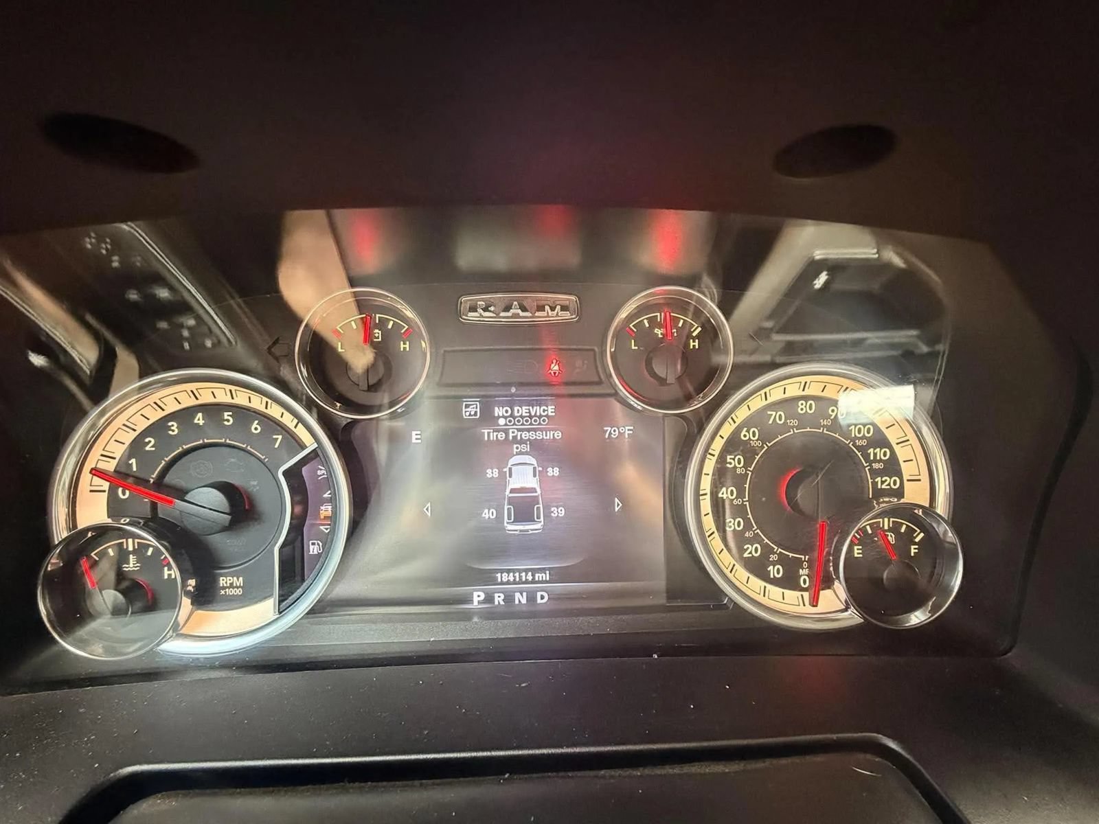 Used 2014 RAM 1500 Laramie w/ Convenience Group AWD/4WD image 14