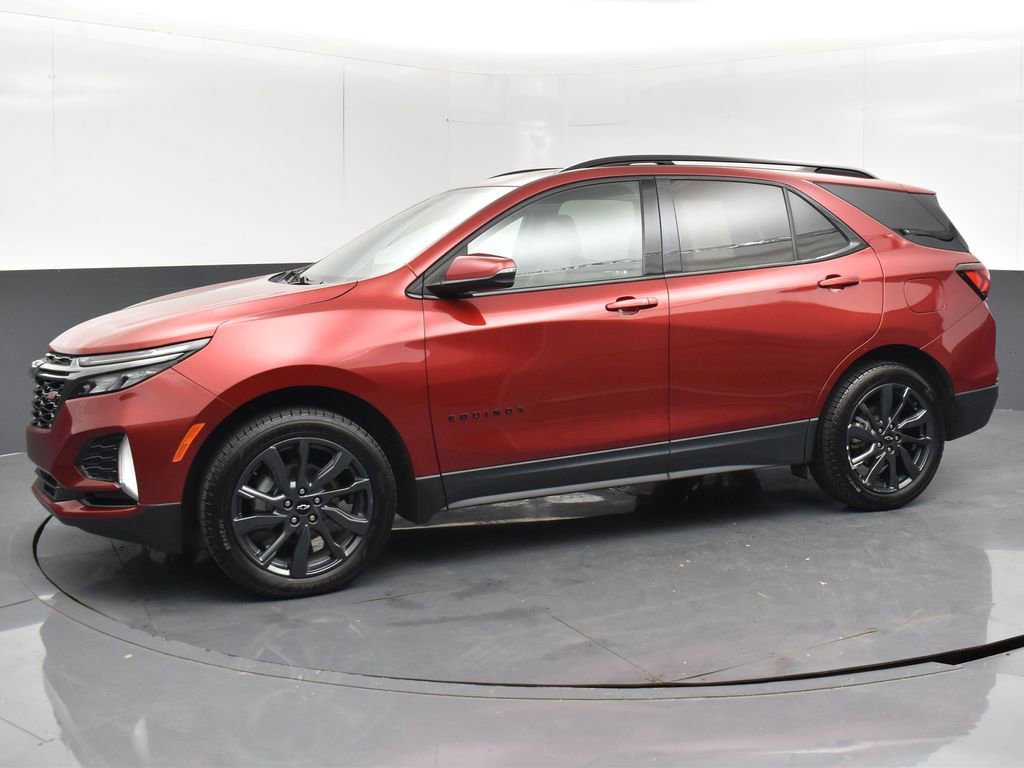 Used 2022 Chevrolet Equinox RS w/ RS Leather Package image 12