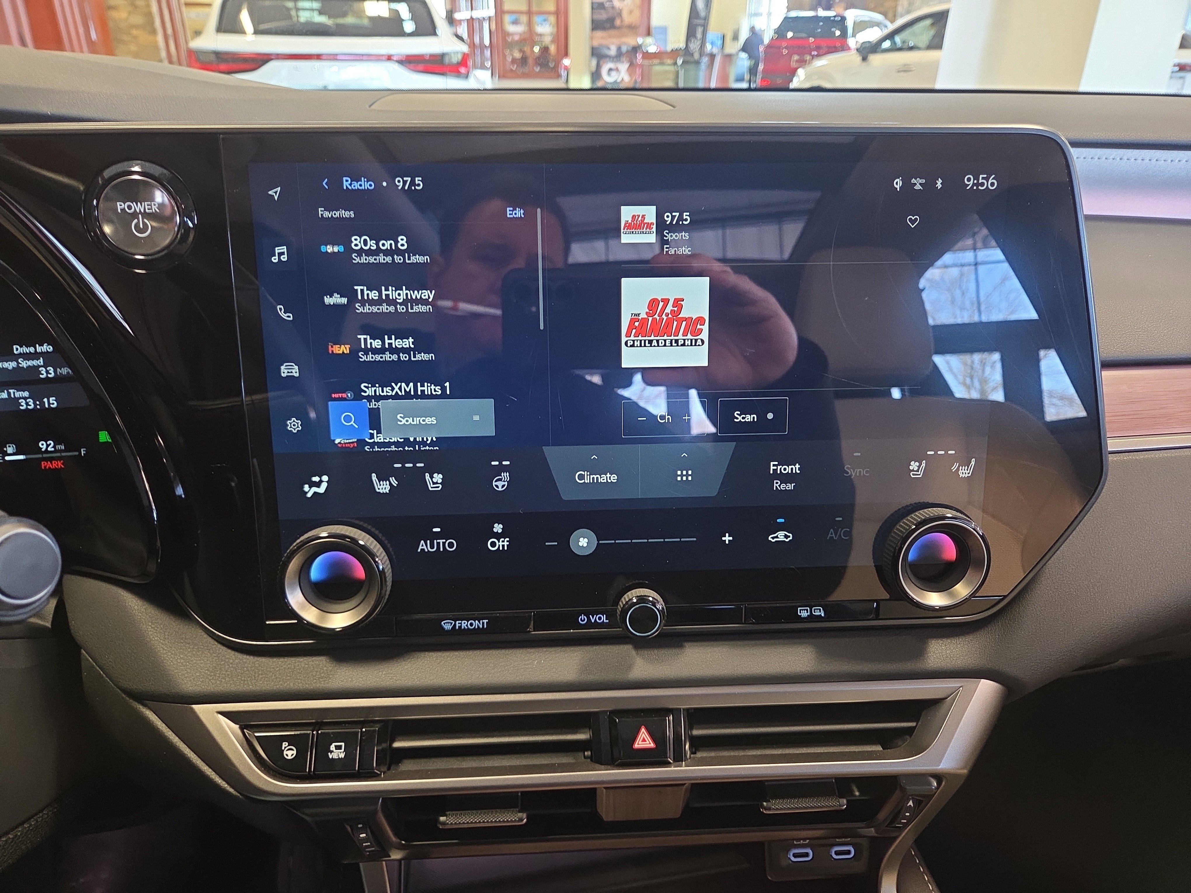 Certified 2025 Lexus RX 450h AWD w/ Convenience Package image 25