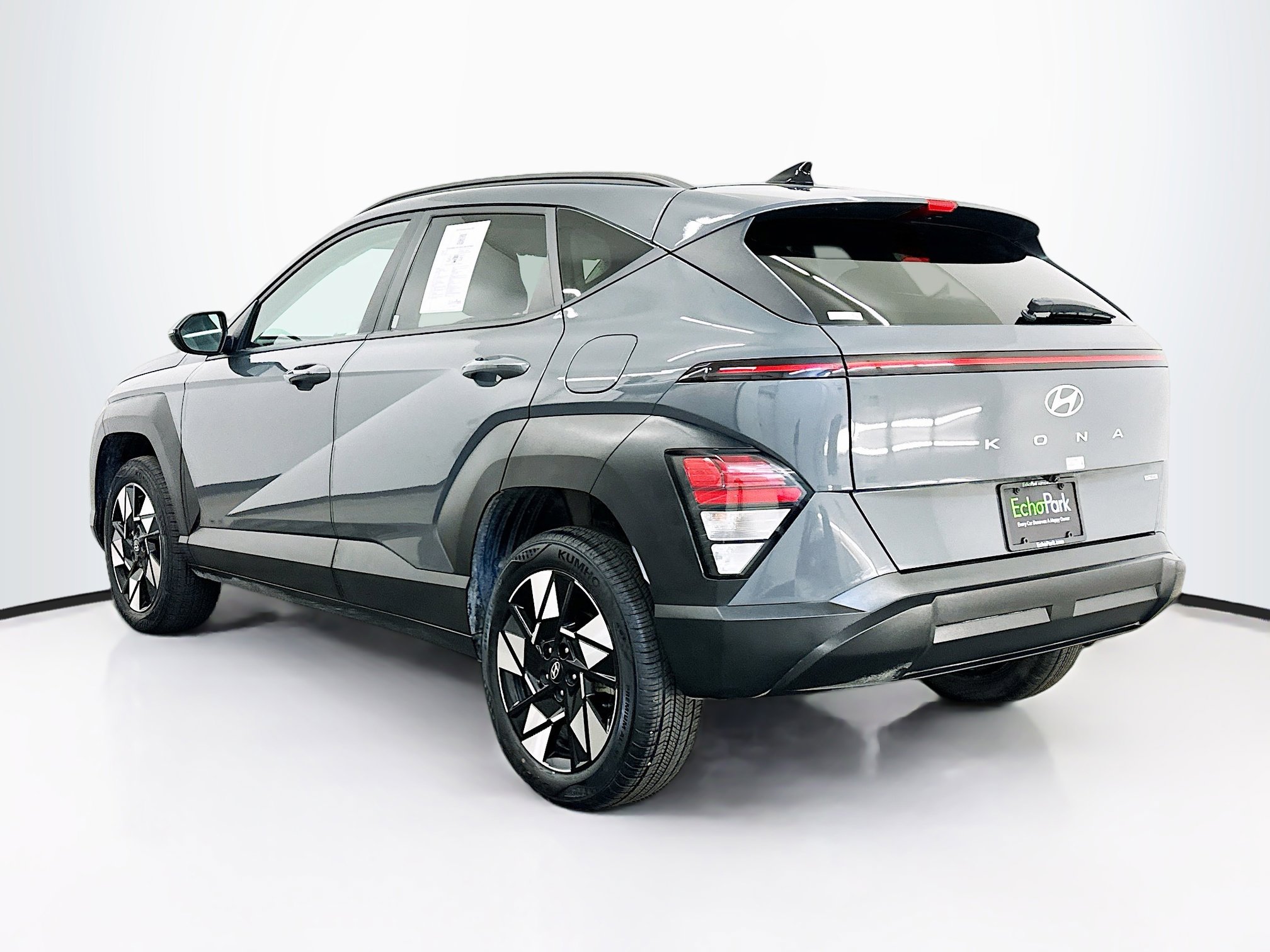 Used 2025 Hyundai Kona SEL image 5
