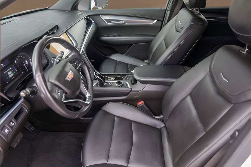 Certified 2022 Cadillac XT6 Luxury image 9