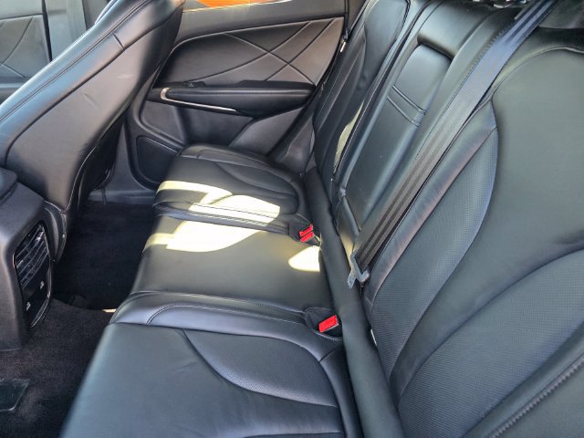 Used 2019 Lincoln MKC Select w/ Select Plus Package FWD image 9