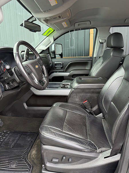 Used 2017 Chevrolet Silverado 3500 LTZ w/ Duramax Plus Package AWD/4WD image 7