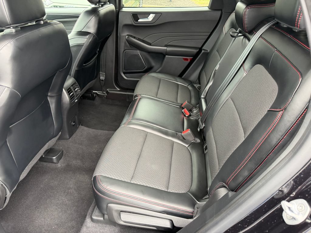 Used 2023 Ford Escape ST-Line Select AWD/4WD image 20