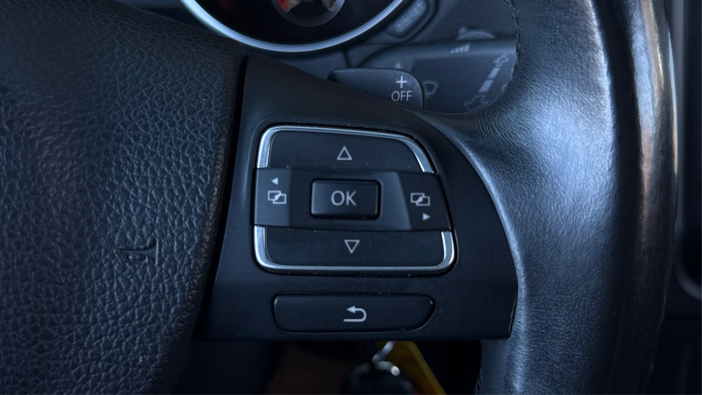 Used 2012 Volkswagen Golf TDI image 26