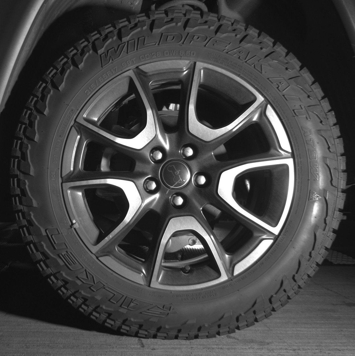 Used 2025 Jeep Compass Trailhawk image 14