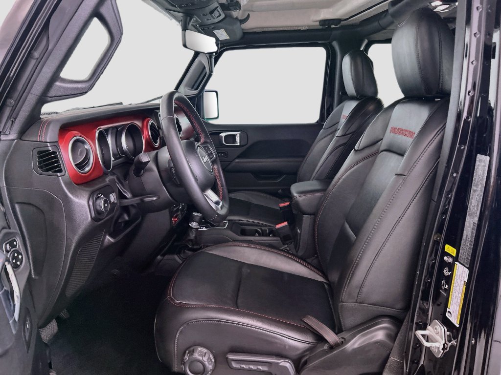 Used 2023 Jeep Wrangler Unlimited Rubicon w/ Cold Weather Group AWD/4WD image 18