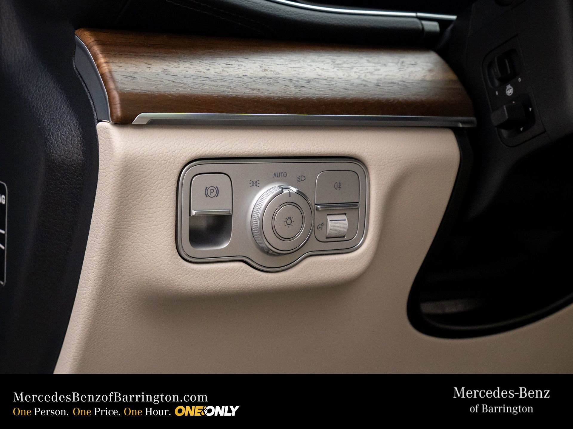 New 2026 Mercedes-Benz GLS 450 4MATIC image 24