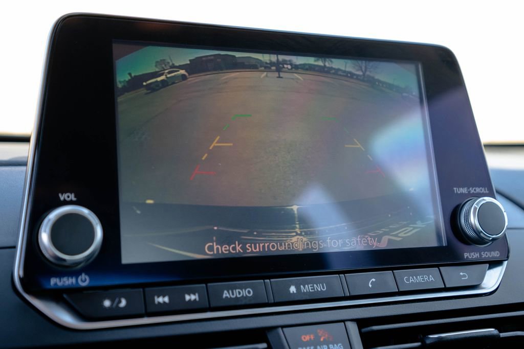 Used 2024 Nissan Altima 2.5 SV FWD image 27