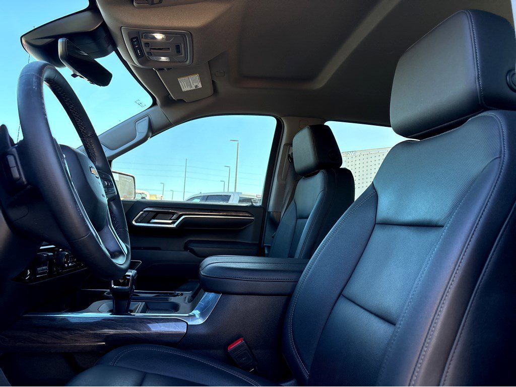Certified 2024 Chevrolet Silverado 1500 LTZ w/ Technology Package image 15