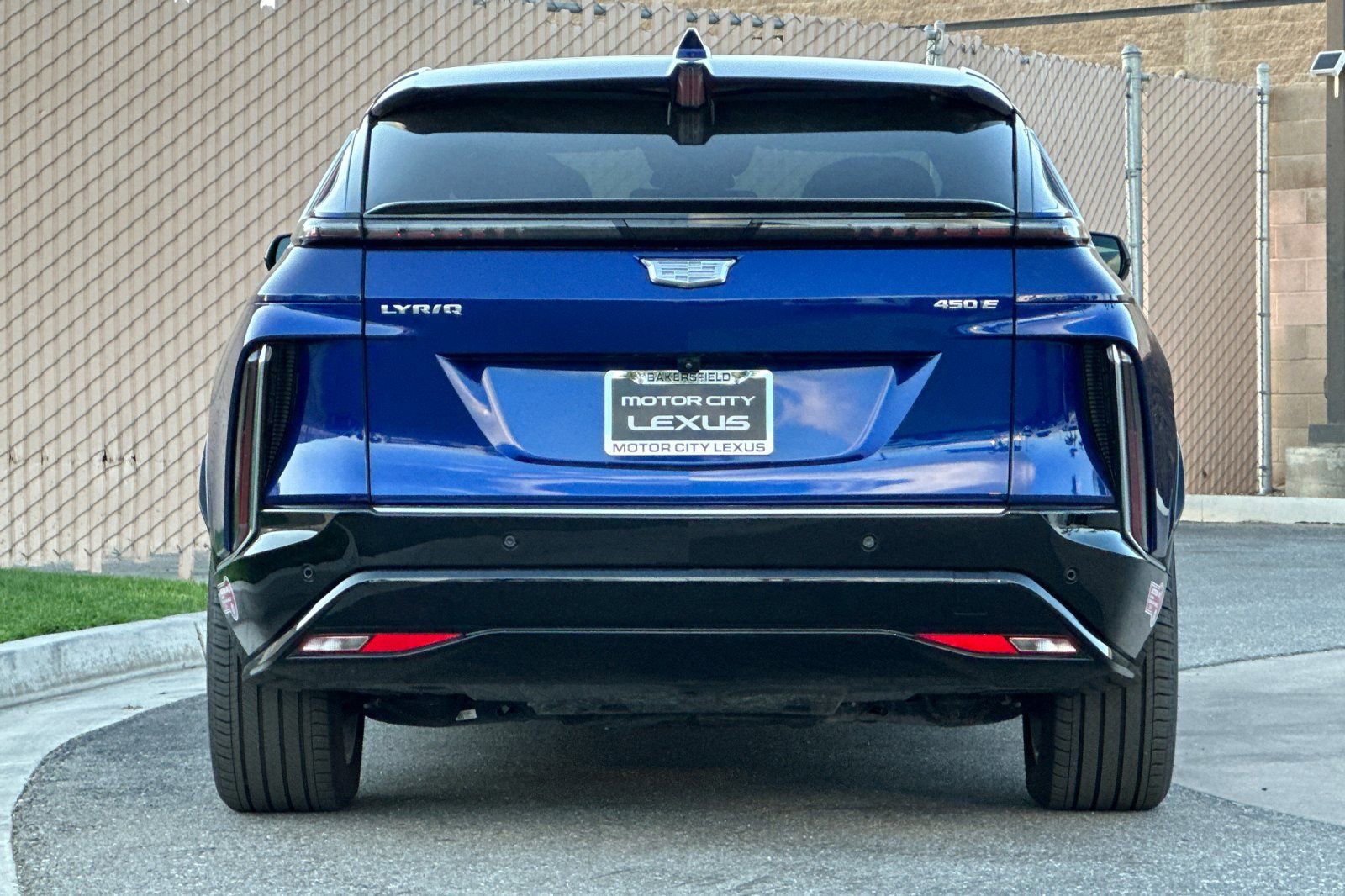 Used 2024 Cadillac Lyriq Luxury image 5