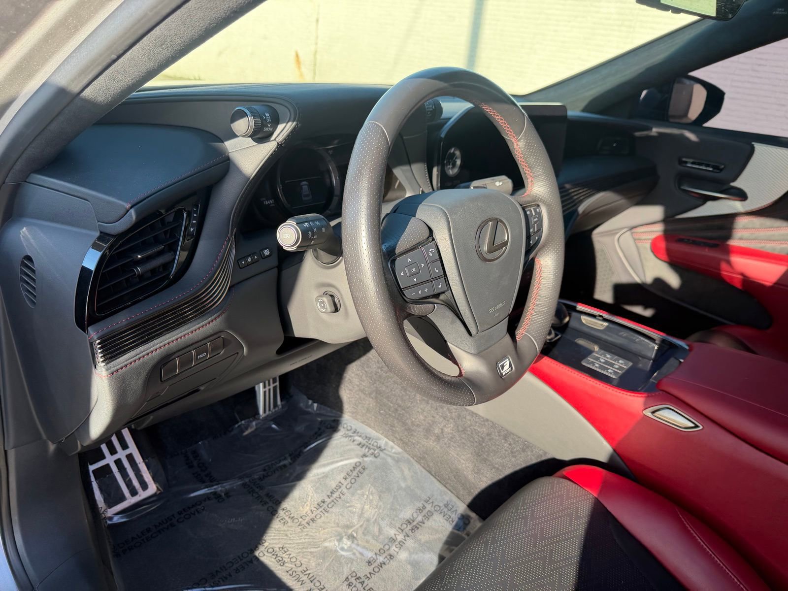 Used 2023 Lexus LS 500 F Sport w/ Accessory Package (Z2) image 17