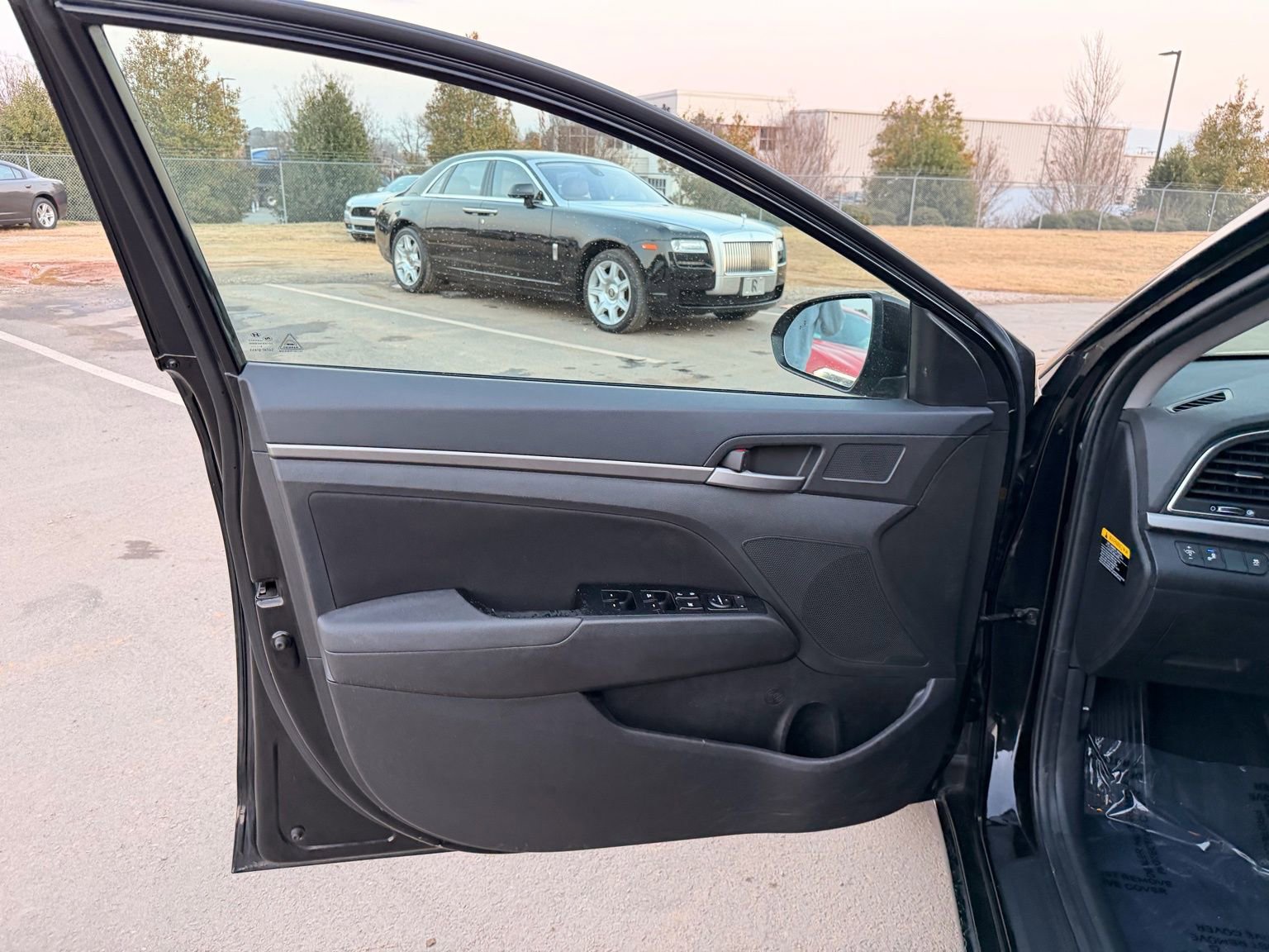 Used 2017 Hyundai Elantra Value Edition image 12