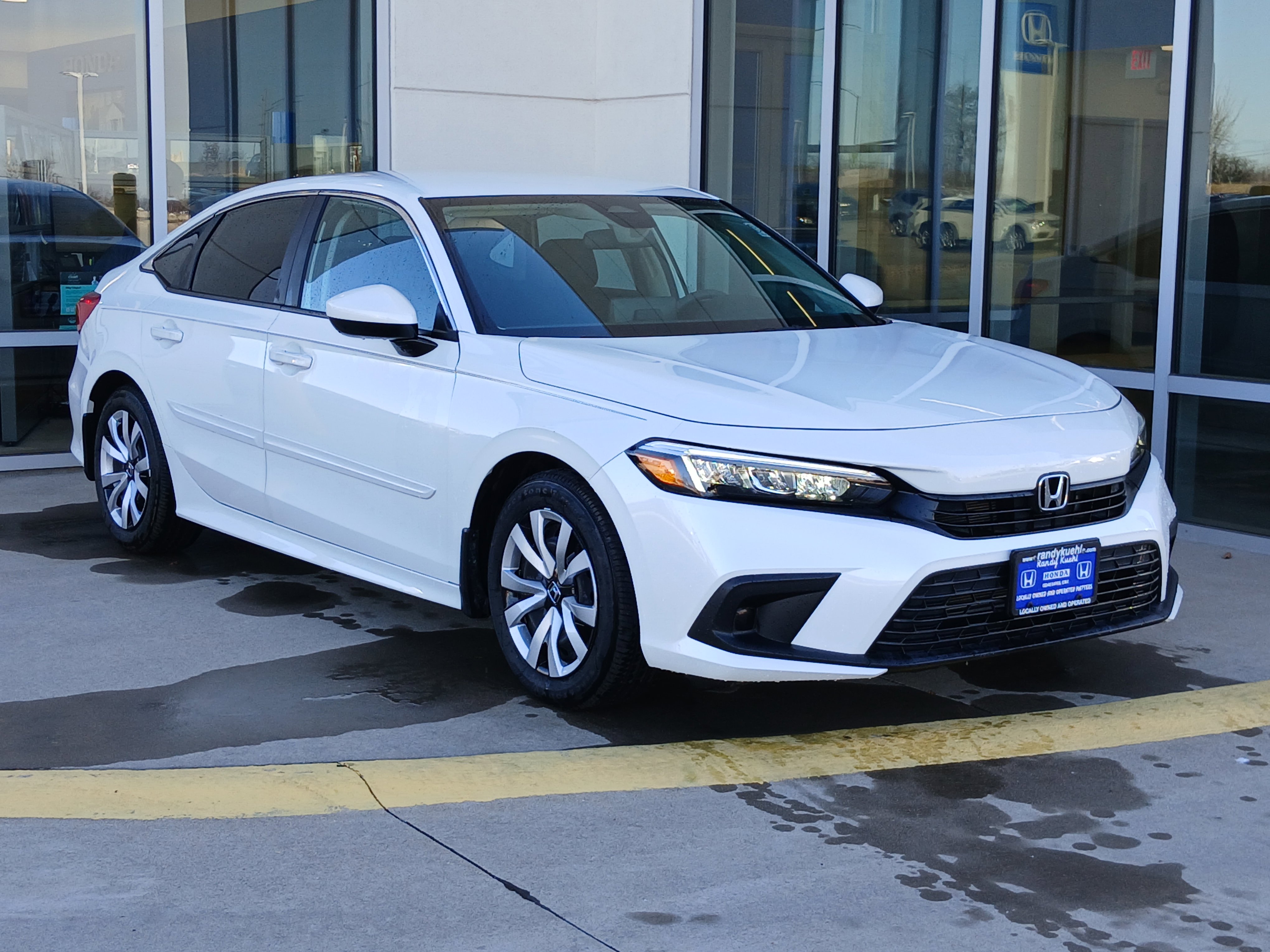 Used 2023 Honda Civic LX image 5