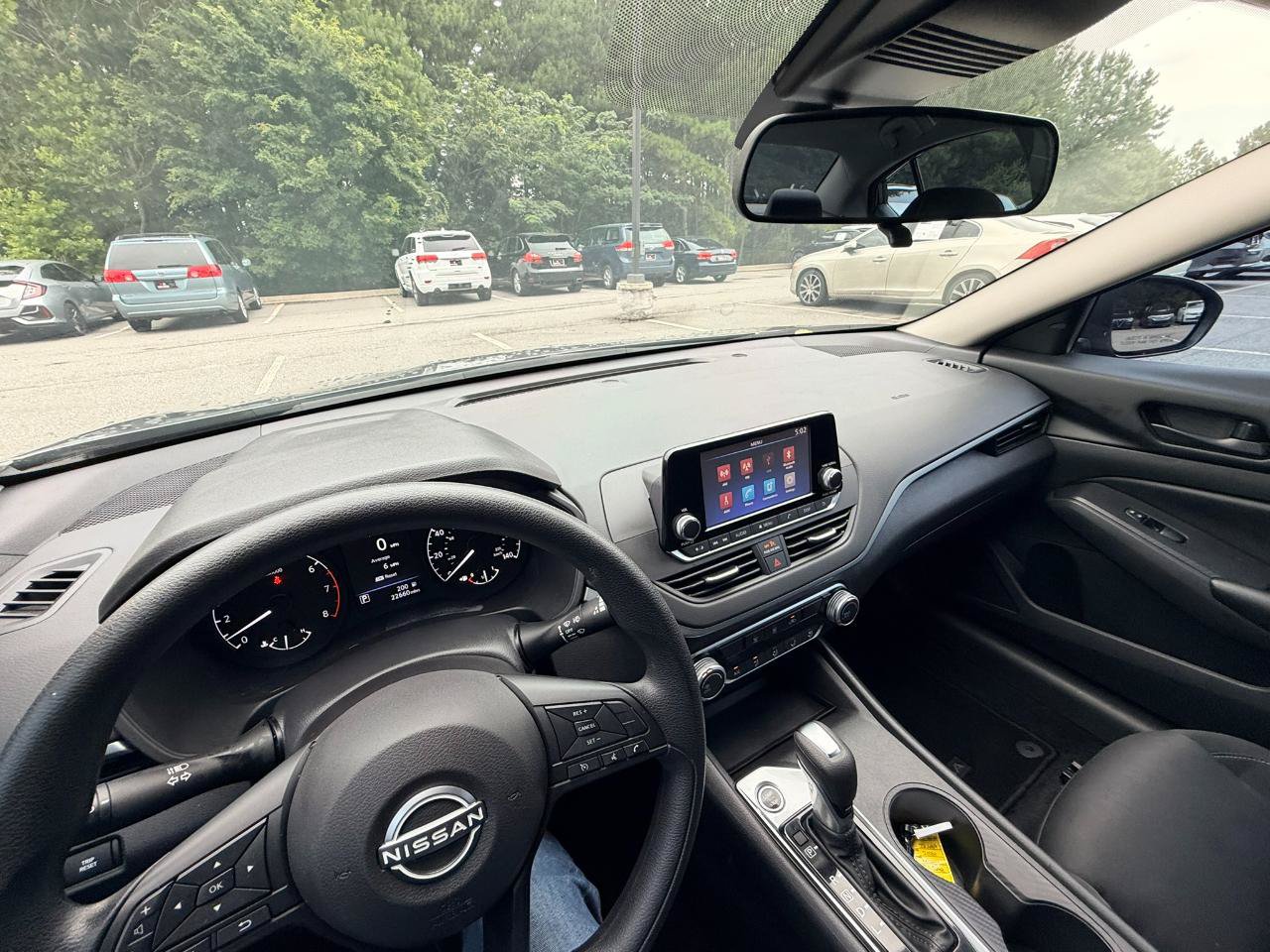 Used 2024 Nissan Altima 2.5 S FWD image 25