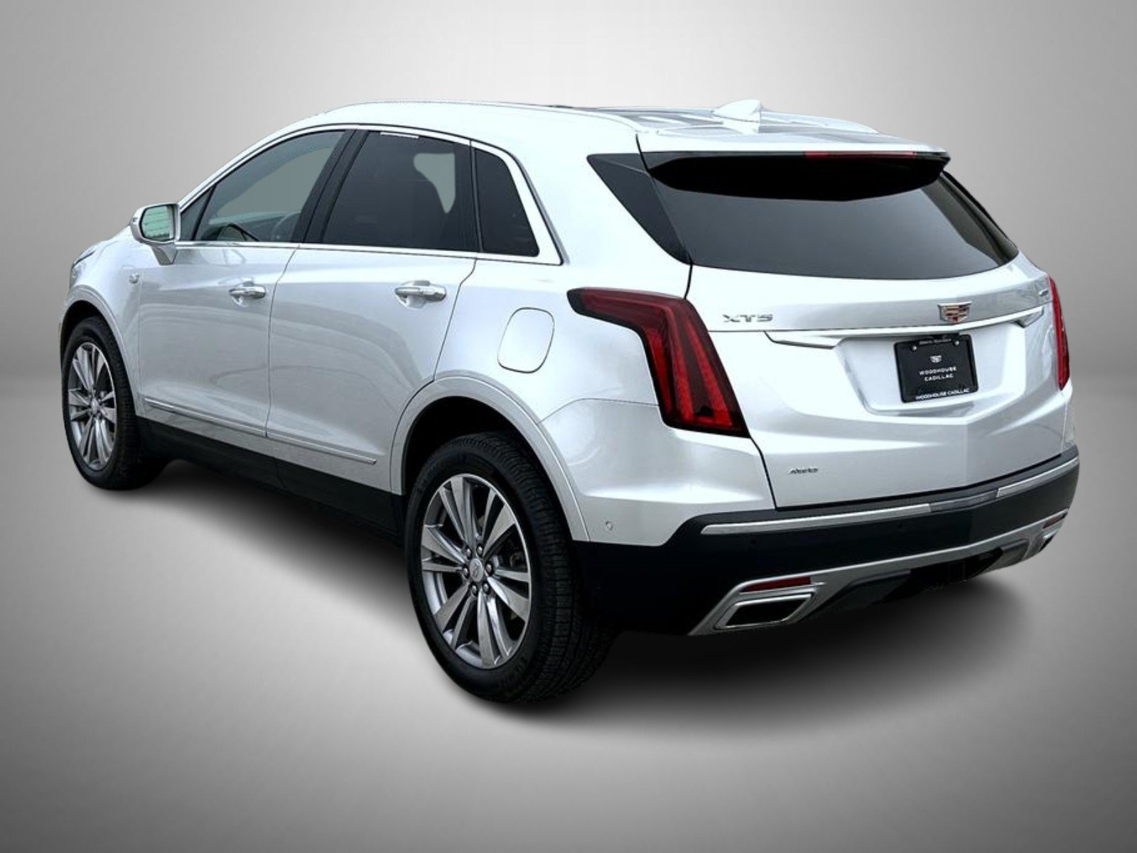 Used 2020 Cadillac XT5 Premium Luxury w/ Platinum Package AWD/4WD image 7