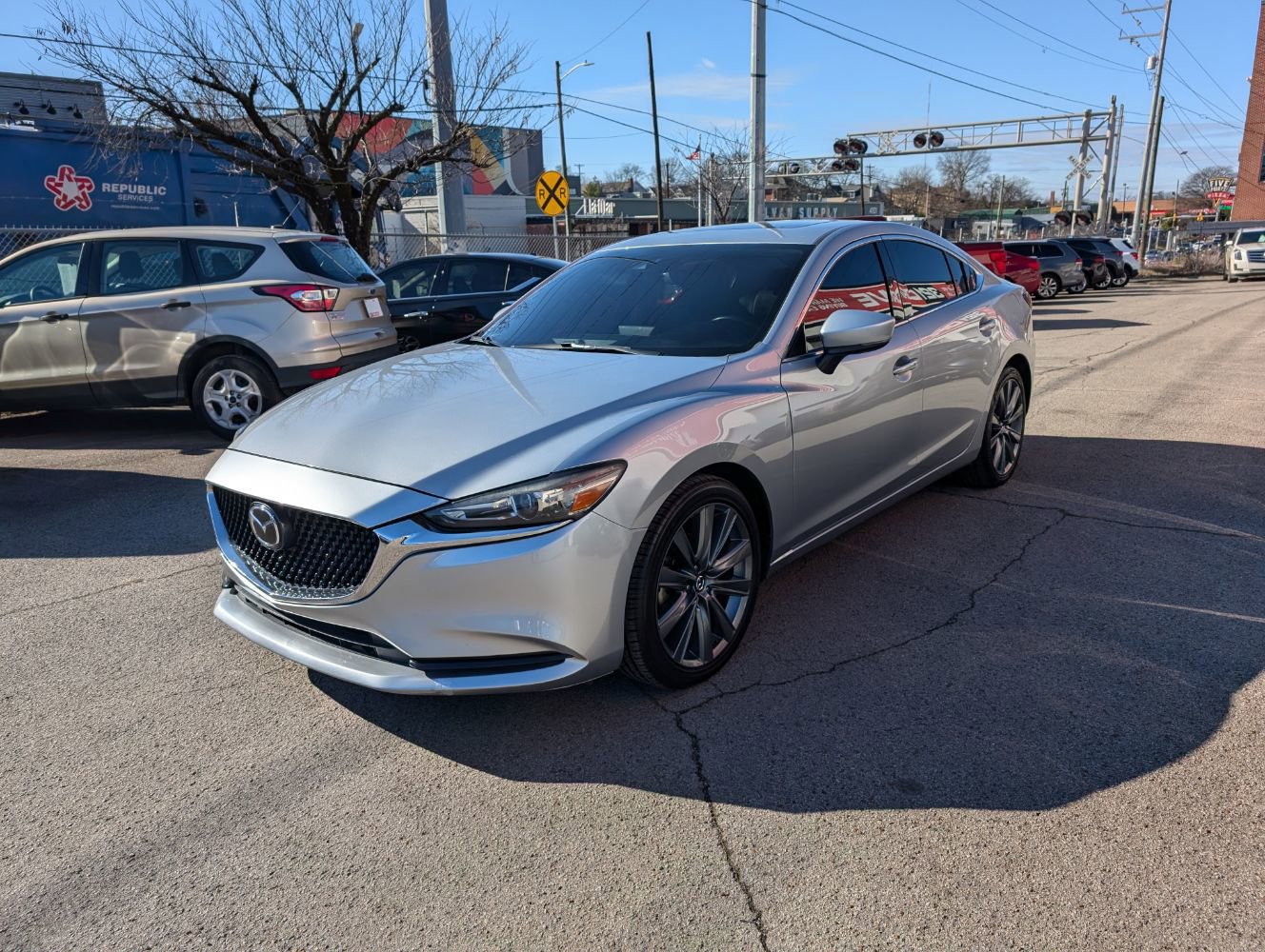 Used 2019 MAZDA MAZDA6 Touring FWD image 1