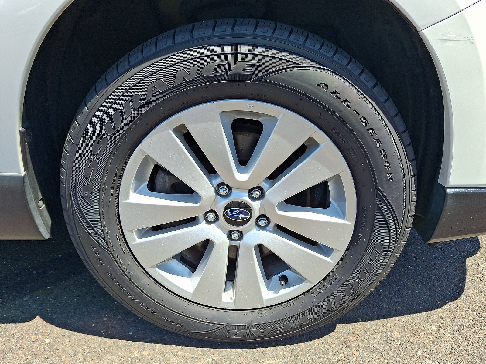 Used 2018 Subaru Outback 2.5i AWD/4WD image 8