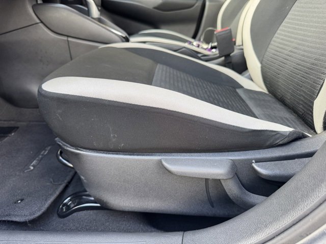 Used 2021 Nissan Versa SV image 18