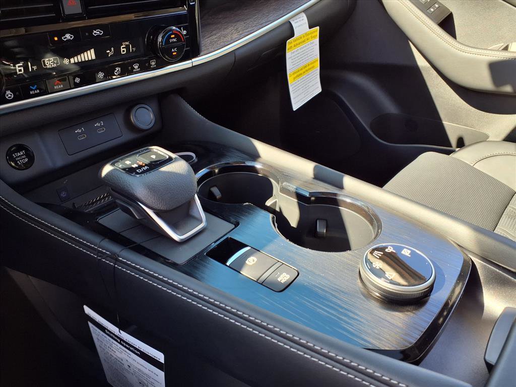 New 2026 Nissan Rogue Platinum image 19
